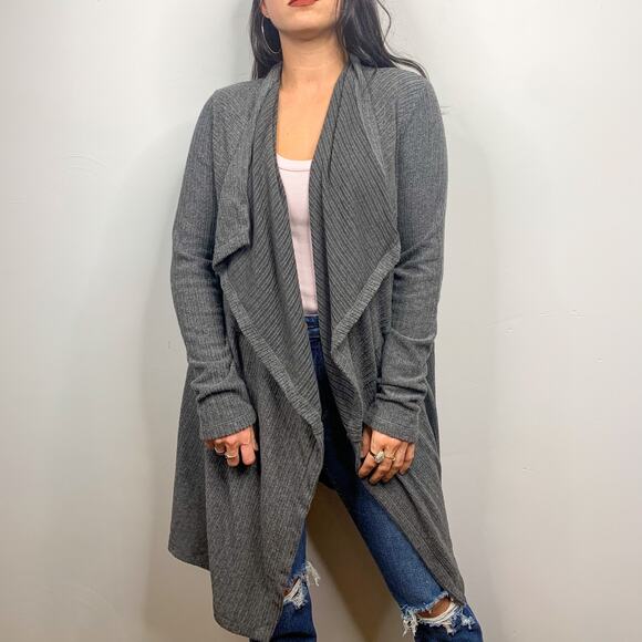 H by Bordeaux Gray Asymmetrical Long Cardigan - Picture 6 of 9